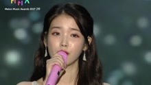 IU - Through the Night+Dear Name - 2017 MelOn Music Awards