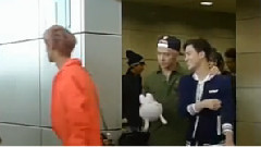 EXO出洗手间