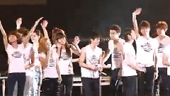 SMTown In LA Ending Staples Center