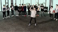 EXO表演超能力