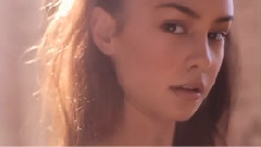Courtney Eaton