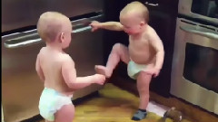 Talking Twin Babies