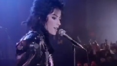 Joan Jett - I Hate Myself For Loving You