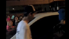 EXO Leaving SM Building