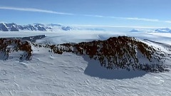 Holy Iceberg