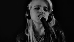 Sky Ferreira - Everything is Embarrassing & You're Not The One