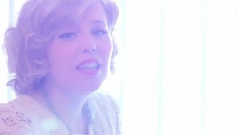 She's The Queen - Talk To Me