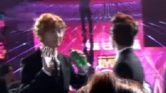 就坐 & 看表演