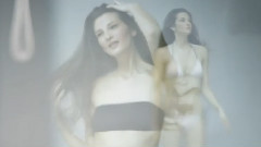 Vanessa Otilia Bckstage 2013