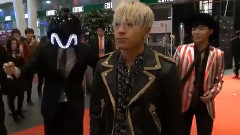 BigBang - Red Carpet Backstage GD & TAEYANG Cut