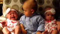 Adorably Confused Baby Meets Twins