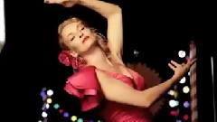 Hậu Trường Buổi Chụp Bikini Triệu đô Của Tân Hoa Hậu Hoan Vũ