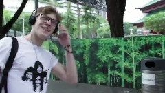 What Song Are You Listening To