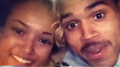 Bồ cũ gốc Việt Chris Brown nong bỏng ban nude