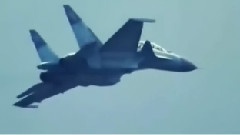 Su-35 飞行表演