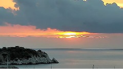 海上日出