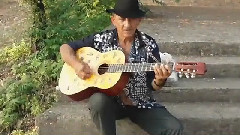 Хей ти коя песен слушаш в момента