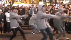 金旻載跳舞