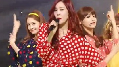 DANCING QUEEN