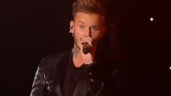 M Pokora & La Troupe Robin Des Bois Chantent