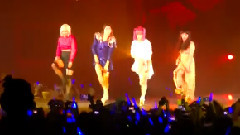 四人女装表演