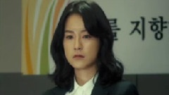 找到她