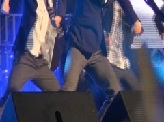 入场 & WOLF