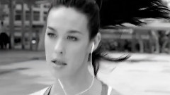 L'Oreal - Megan Gale