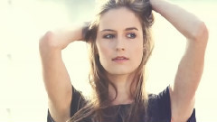 Nina - Orange Model Agency